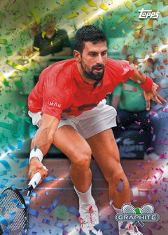 2026 Topps Graphite Tennis - Novak Djokovic Action Insert Karte im roten Shirt